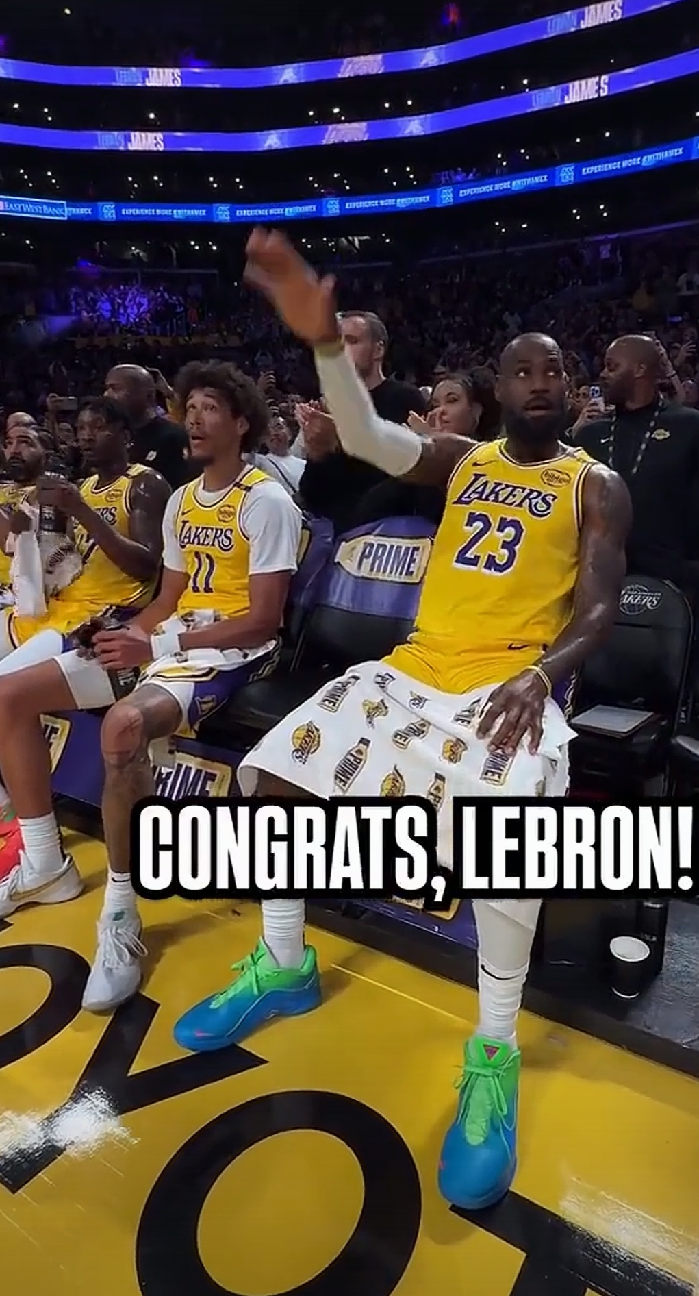 南宫28-包含塞尔维亚队观众热烈欢呼！，詹姆斯迎来五赛季出色发挥比赛高潮迭起的词条