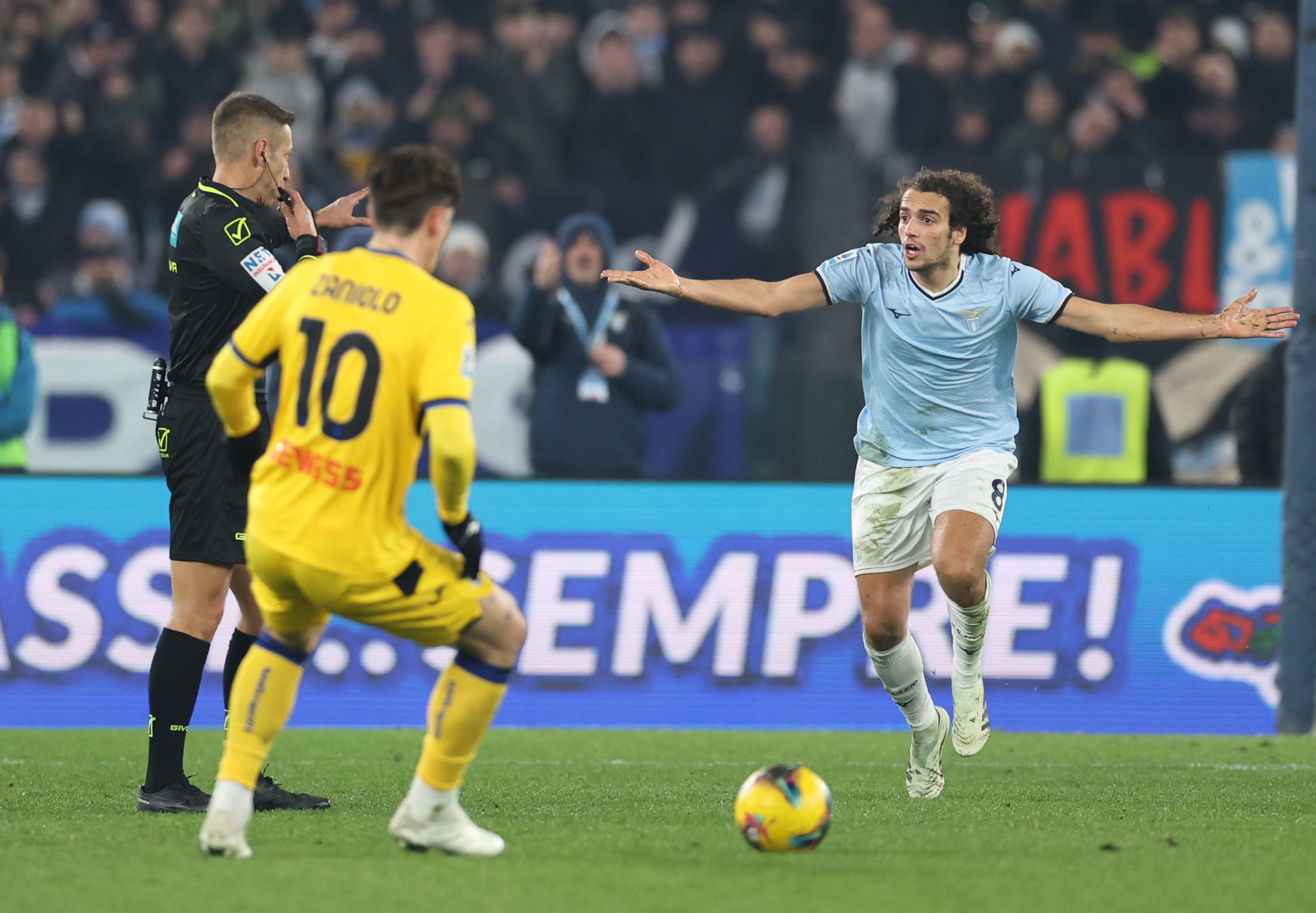 NG28-赛前斯图加特备战意甲；强势反弹细节曝光；赛场秩序良好；纪律约束更严格(真实的足坛历史最佳阵容)